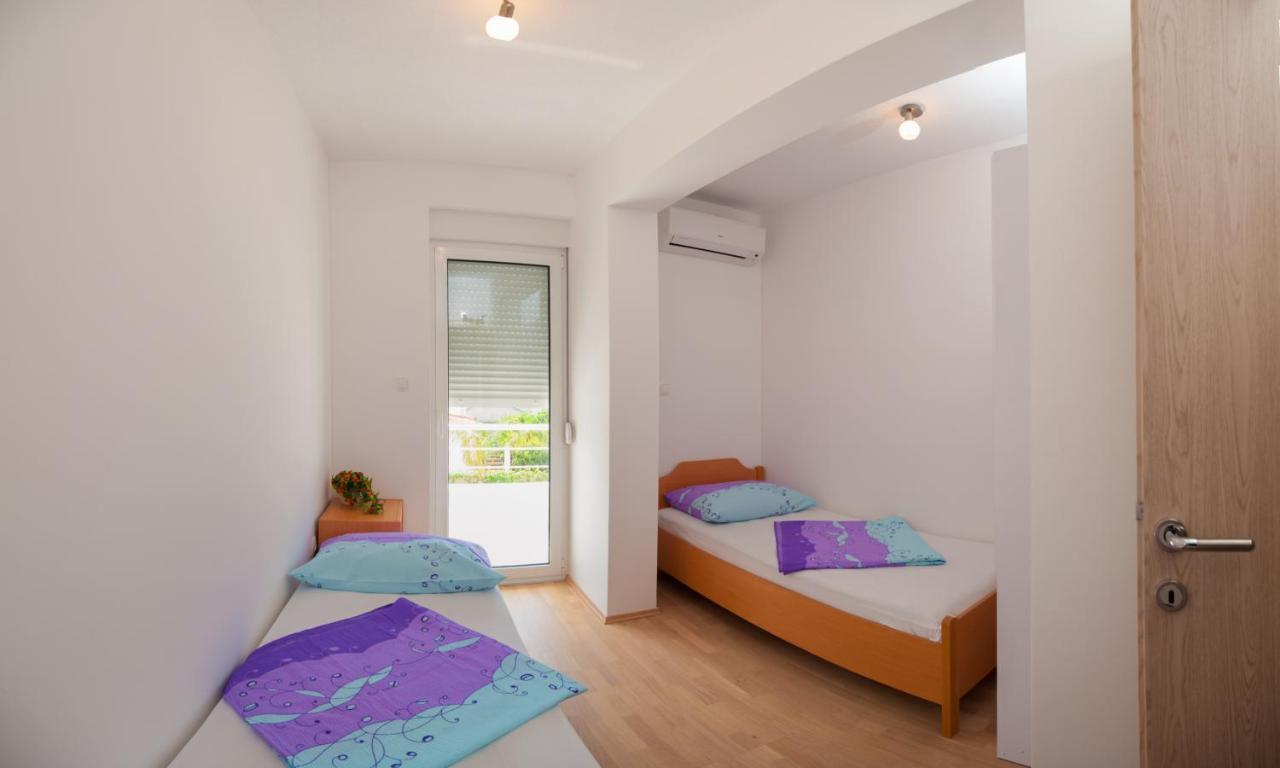 Apartment Rozac *
